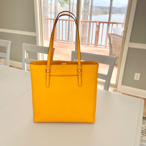 Authentic Michael Kors Bag - Picture 2 of 7